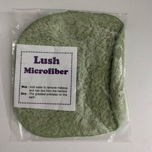 Lush microfiber face washcloth